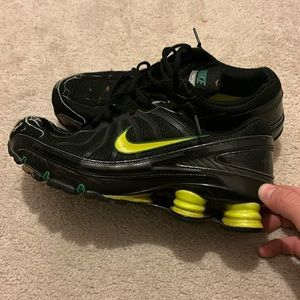 Nike Shox Men’s Size 11, black and neon green